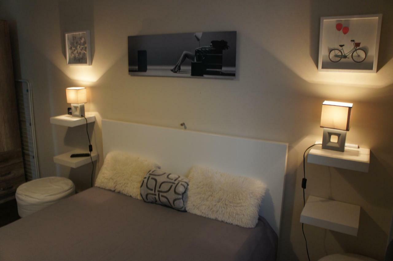 Viktoria Apartmanok ชิโอฟก ภายนอก รูปภาพ