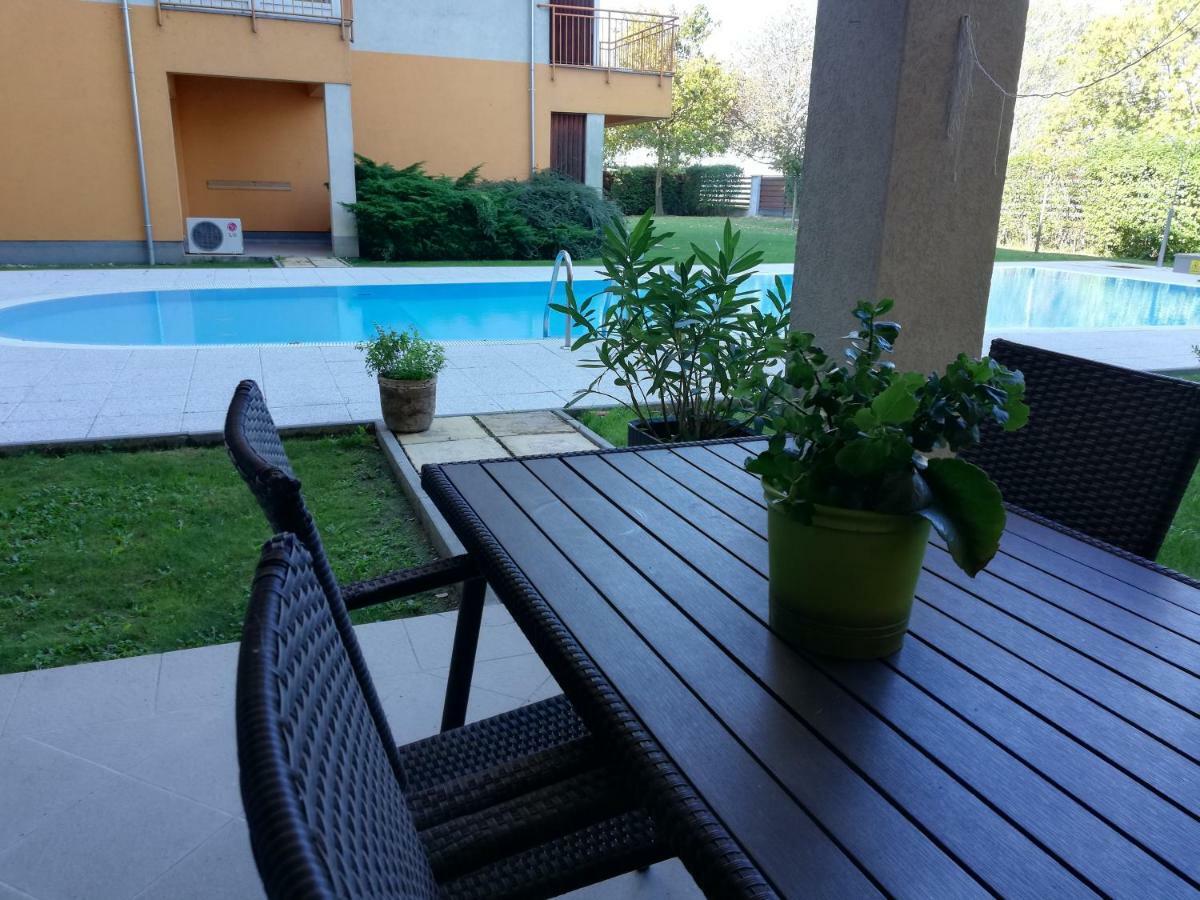 Viktoria Apartmanok ชิโอฟก ภายนอก รูปภาพ